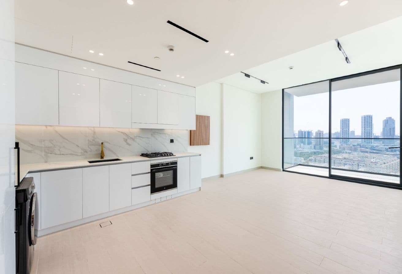 Spacious 1BR | Luxurious Amenities | Vacant gallery 2
