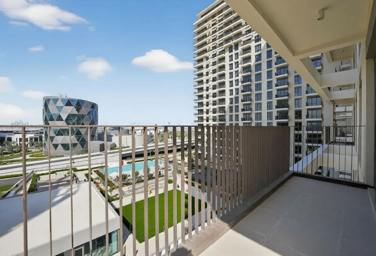 Modern Apartment | Brand New | Close To Mall