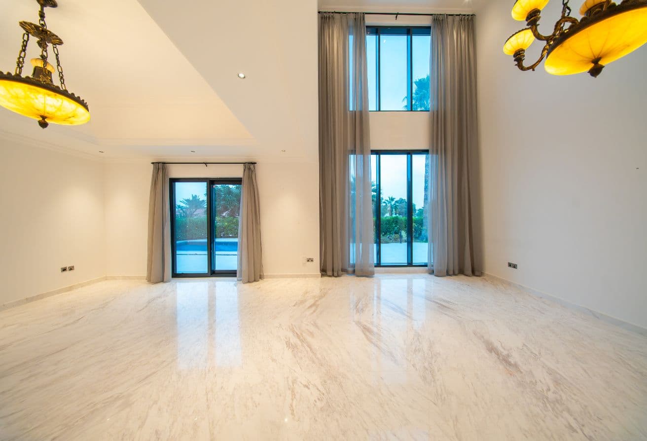 Skyline Views | Extended 4BR Villa | Exclusive المعرض 4