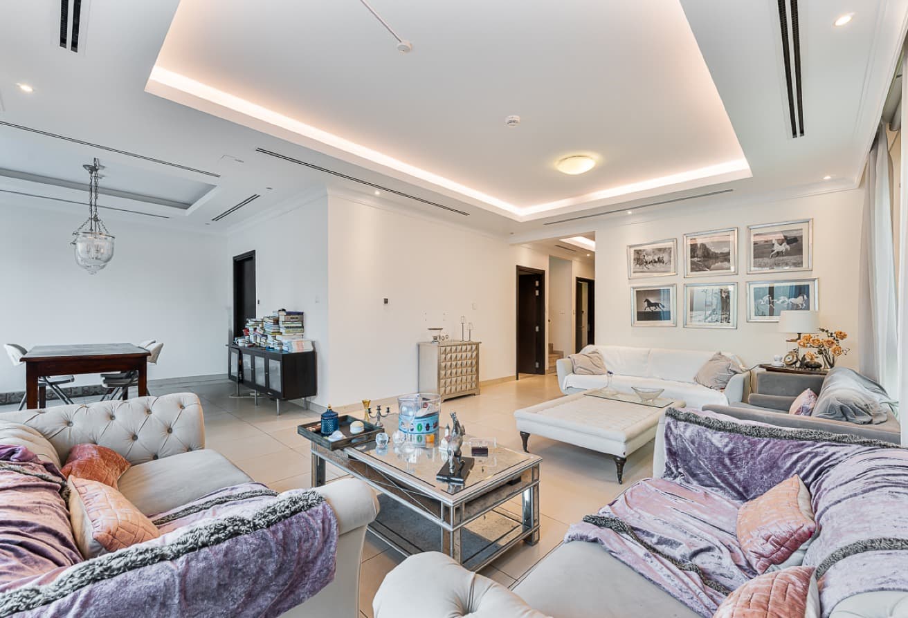 Single Row | Detached Villa | Pool | Vacant galerie 3