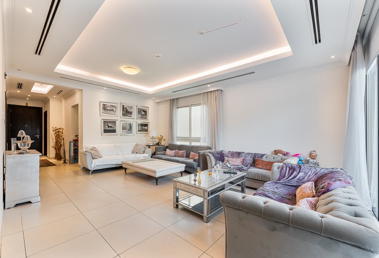 Single Row | Detached Villa | Pool | Vacant galerie 4